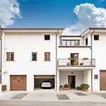 Dolcecasa Apartment *